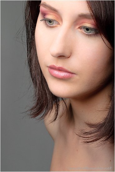 Makeup : http://flomakeup.bookfoto.com/